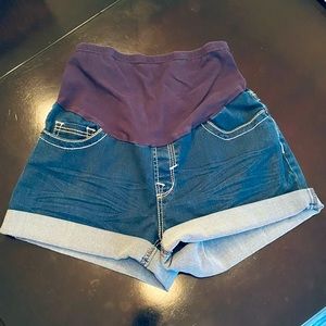 Full panel maternity jean shorts